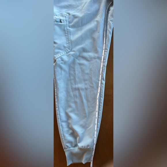 FIGS Women’s Limited Edition “Dusty Blue” Scrub Set |Jogger High Waisted | Small - Picture 5 of 14